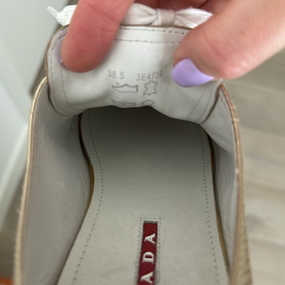 Women’s Prada Sneakers Size 38.5 - Picture 5 of 7